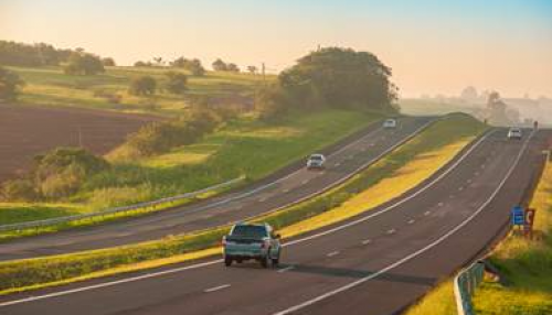 CART executa obras no pavimento na rodovia Raposo Tavares