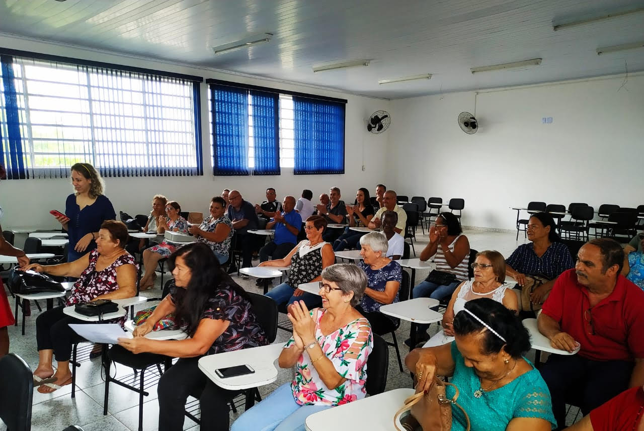 Secretaria da Assistência Social de Adamantina promove formatura do Projeto Inclusão Digital para 3ª Idade