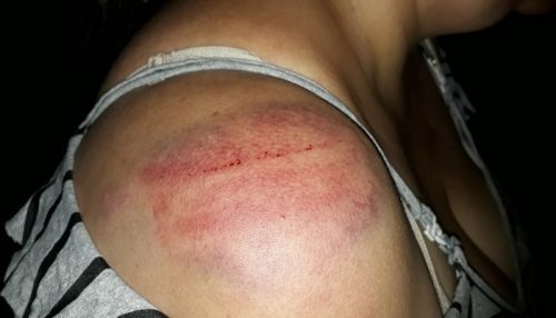 Parapuense de 52 anos é preso após espancar a esposa com uma vara de bambu