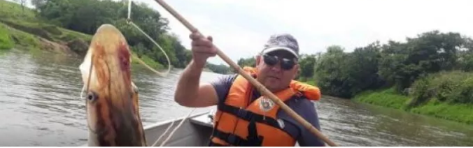 Polícia Ambiental encontra 'peixão' de fisgado