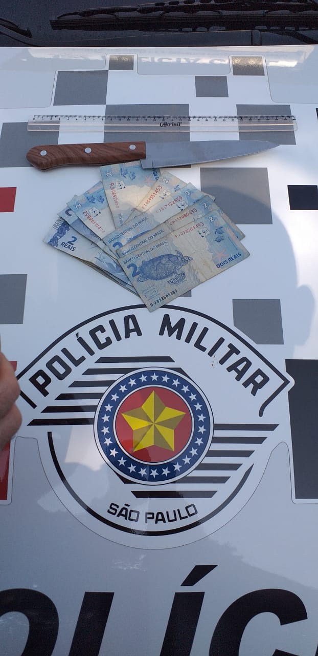 Ladrão é preso rapidamente após roubar uma mulher em um mercado em Dracena