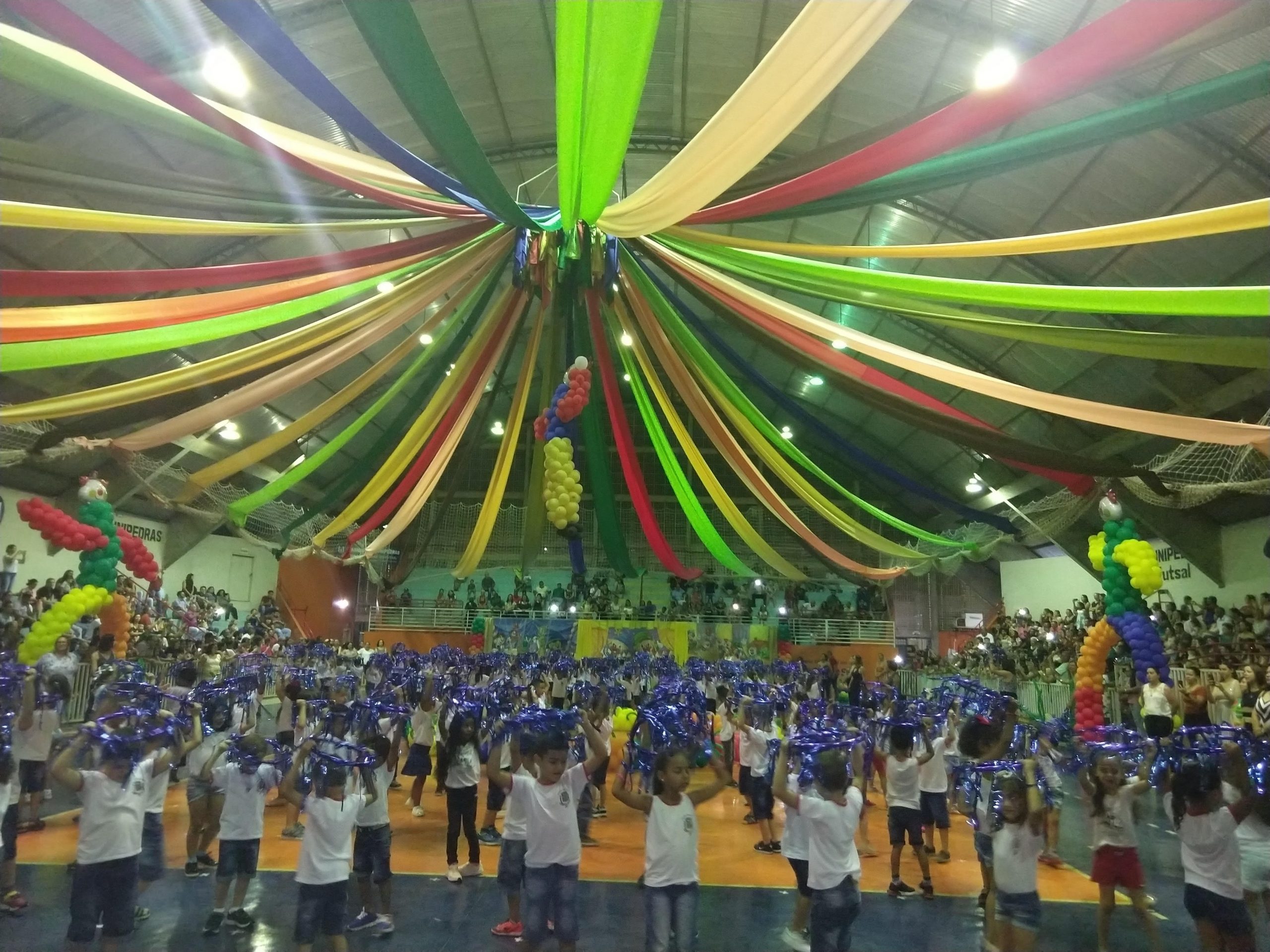 EMEIs de Adamantina realizam formatura de 255 alunos do ciclo II