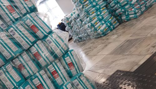 Banco do Brasil de Adamantina arrecada fraldas geriátricas para entidades do município