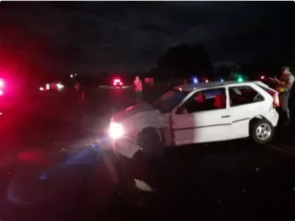 Motorista bêbado intercepta trajetória de Van de Inúbia Paulista que transportava pacientes pela SP-294