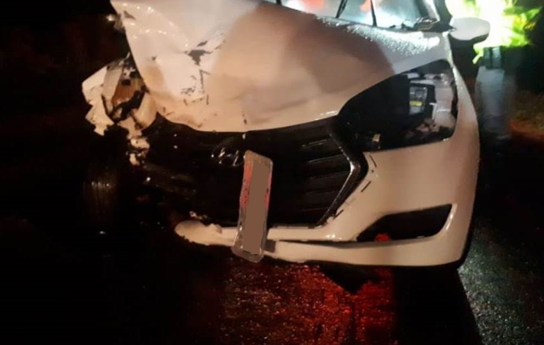 Acidente com dois carros na SP-425 envolve oito pessoas quatro delas de Flórida Paulista