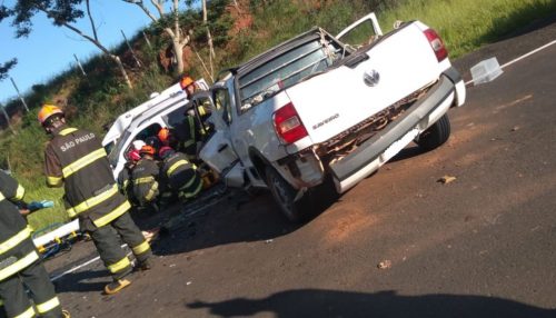 Acidente de Trânsito deixa uma pessoa morta e três feridas em Álvares Machado