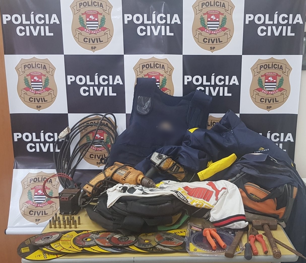 Polícia Civil identifica indivíduos e esclarece de furto a banco em Panorama