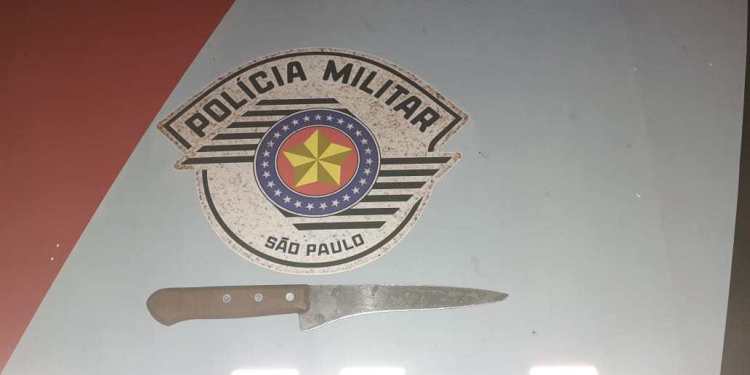 Filho tenta matar a mãe com faca em Junqueirópolis