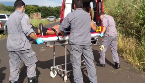 Acidente com moto e animal deixa casal ferido próximo à antiga Usina Floralco em Flórida Paulista