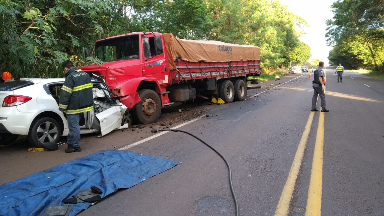 Acidente de Trânsito deixa uma vítima fatal na SP-294 em Junqueirópolis