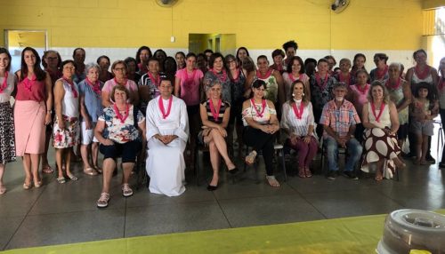 Roda de Conversa com a Juíza de Direito Dra. Ruth Duarte Menegatti reuniu várias mulheres na Casa do Garoto, em Adamantina