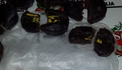 Mãe leva pedaços de serra escondidos dentro de sabonetes em visita ao filho preso, mas é barrada na entrada da penitenciária de Lucélia