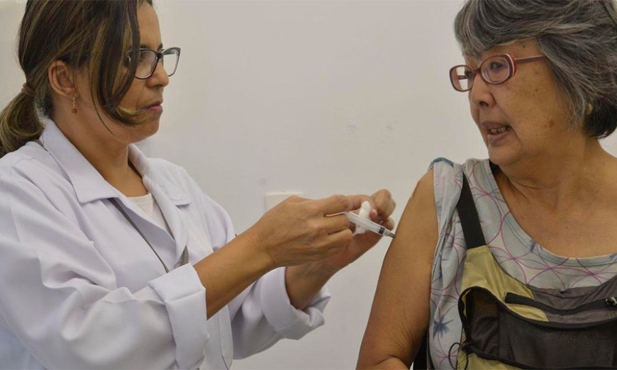 Secretaria de Saúde prepara oito equipes para aplicação domiciliar de vacinas em idosos