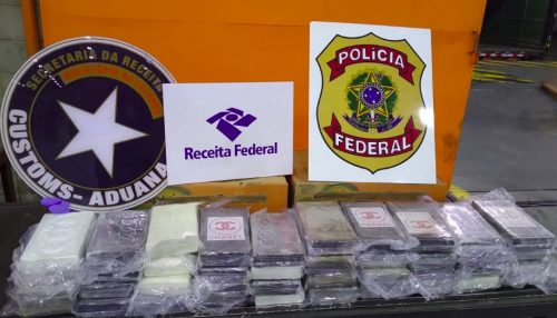 Receita Federal e PF apreendem cocaína em carga de frutas em Viracopos