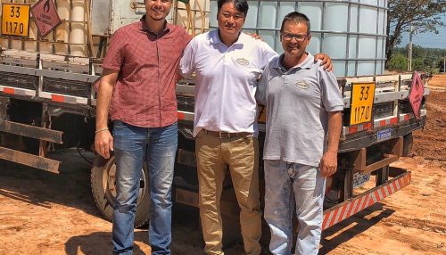 Fama Aviação Agrícola de Adamantina faz doação de Álcool 70 e Luvas