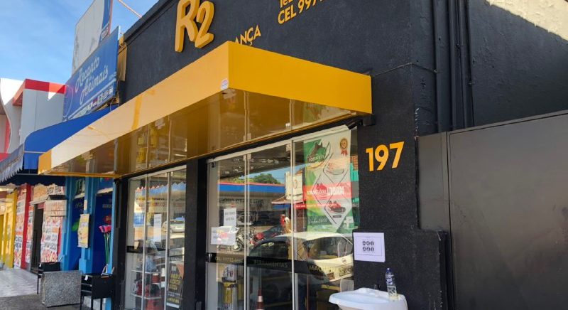 R2 Equipamentos de Segurança chama atenção com atitude solidária e criativa