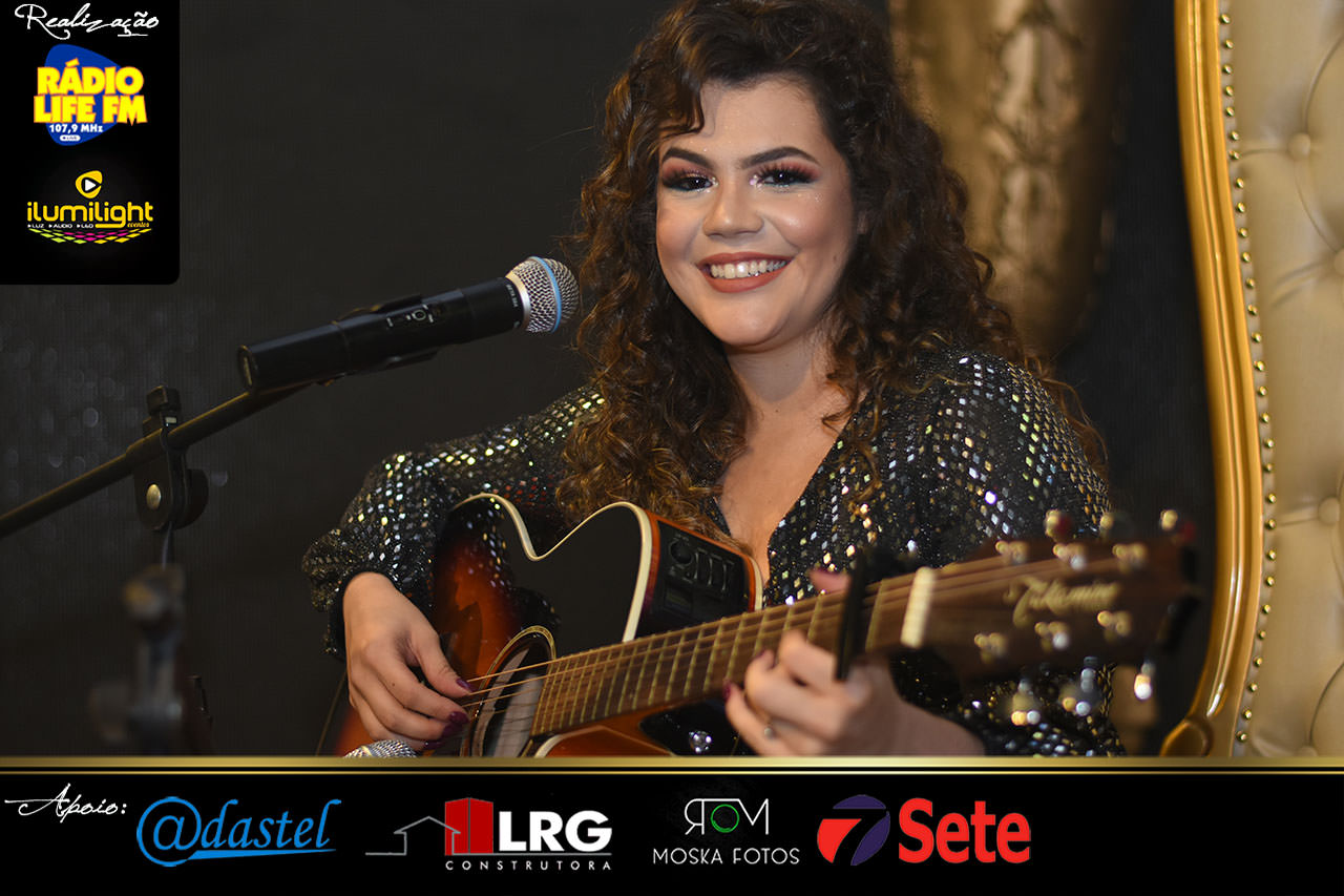 Fotos da Live Show Solidária com Alyne Montenegro - 14.05.2020