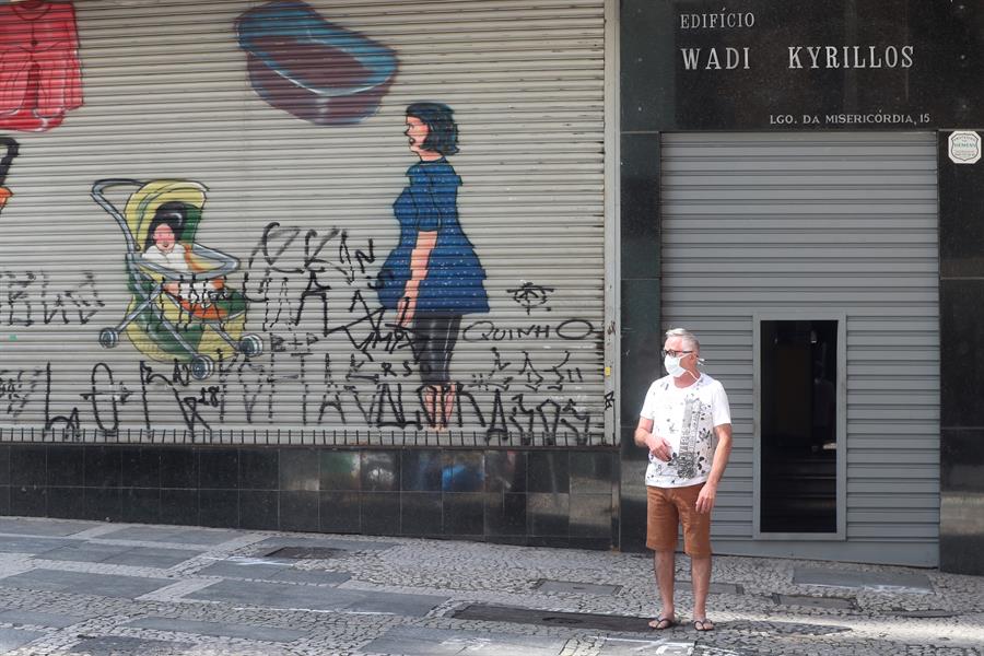 Governo de SP quer antecipar feriado de 9 de julho ainda para maio