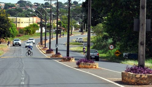 Duas novas rotatórias de acesso serão construídas na avenida Moysés Justino da Silva