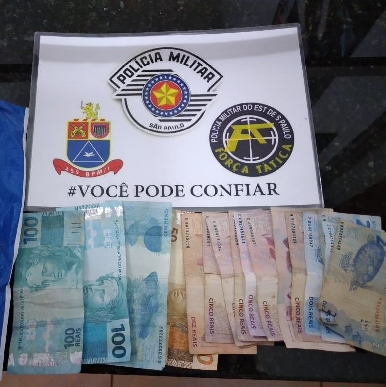 Menor adquire R$ 1 mil em notas falsas e é flagrado pela Força Tática em Flórida Paulista