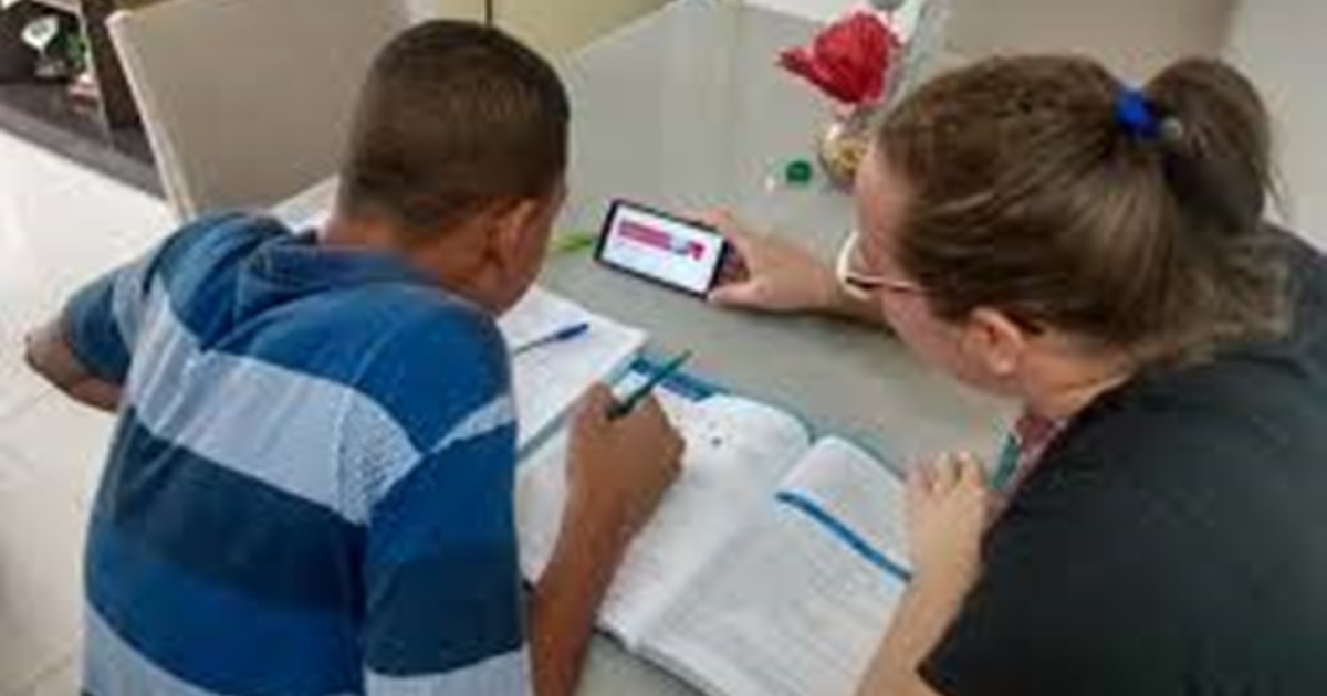 Aulas no estado de SP serão retomadas a partir de 8 setembro e com rodízio de alunos