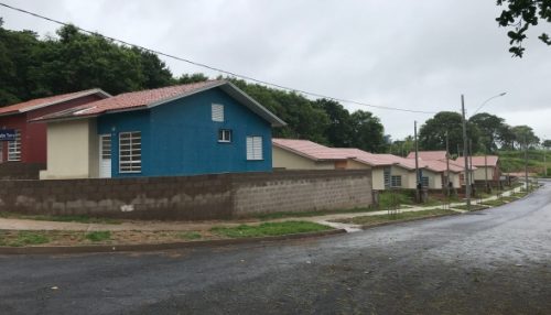 Casas populares no Itamarati e Mário Covas em Adamantina, deverão ser entregues em agosto e outubro, segundo a Caixa