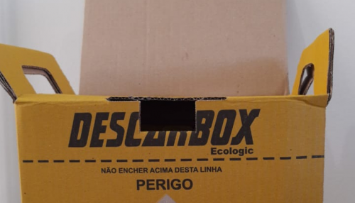 Material perfuro-cortante exige descarte adequado em Adamantina