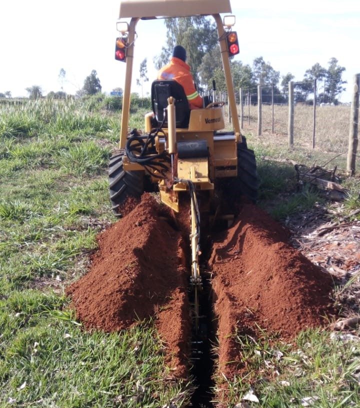 Instalação de fibra ótica prossegue em rodovias do Interior
