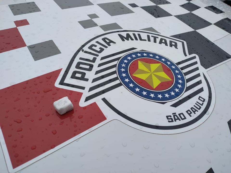 HOMEM É PRESO EM OSVALDO CRUZ/SP, POR PORTE DE DROGAS.