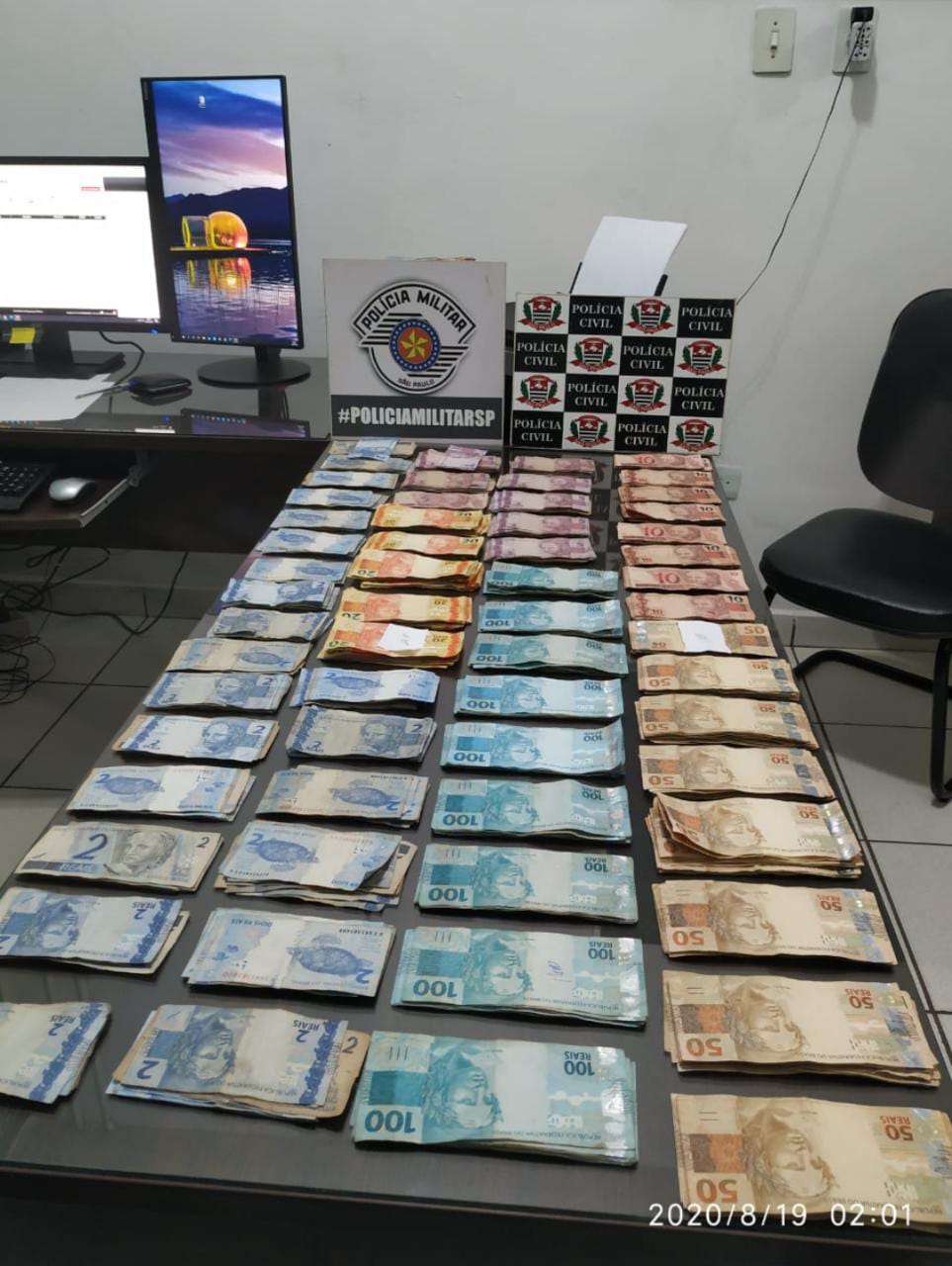 Um maior de idade e um adolescente foram detidos em flagrante por furto em Panorama