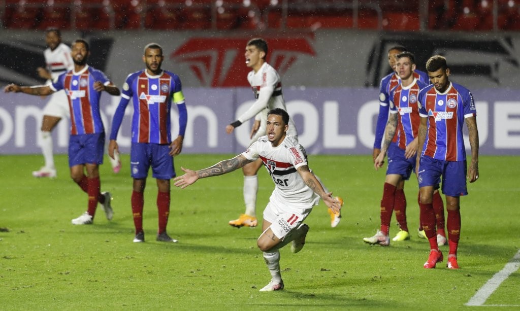 Estrela de Luciano brilha na estreia, e São Paulo empata com o Bahia