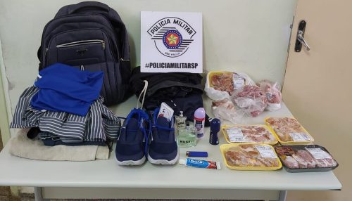 Com mercadorias escondidas em mochila, homem acaba preso por furto a residência em Presidente Prudente