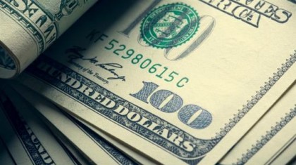 Dólar ultrapassa r$ 5,60 e fecha no maior valor desde 20 de maio