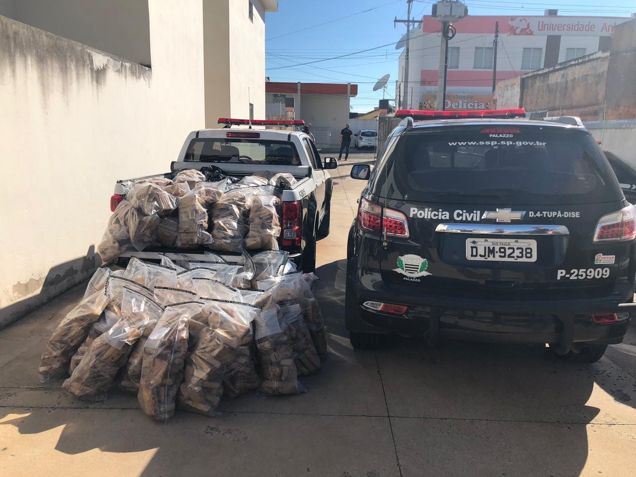 Polícia Civil concede elogios aos policias da Dise