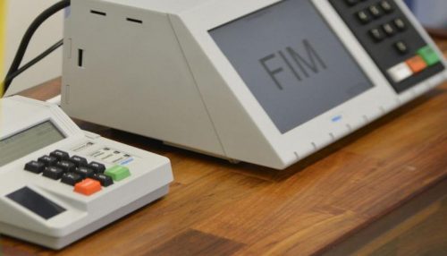 Eleições: uso de máscara será obrigatório, e eleitores poderão levar caneta