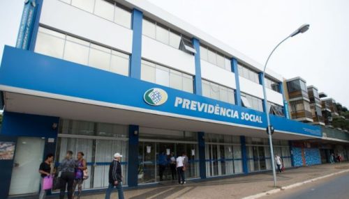 Prova de vida de servidores aposentados é suspensa até 31 de outubro