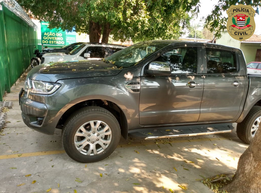 1ª DIG/DEIC D8 desarticula organização criminosa, grupo criminoso que furtava veículos de luxo