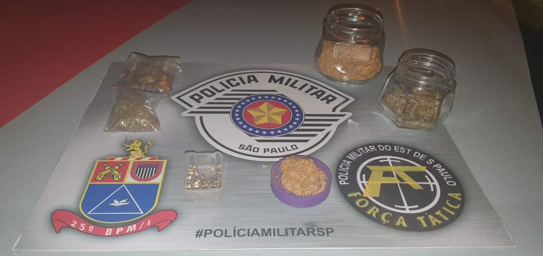 Homem é preso pela Policia Militar por tráfico em Dracena, no momento da entrega da droga.