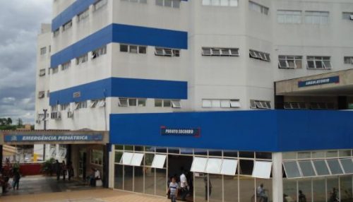 Homem fica em estado grave após supostamente engolir papelotes de cocaína em Prudente