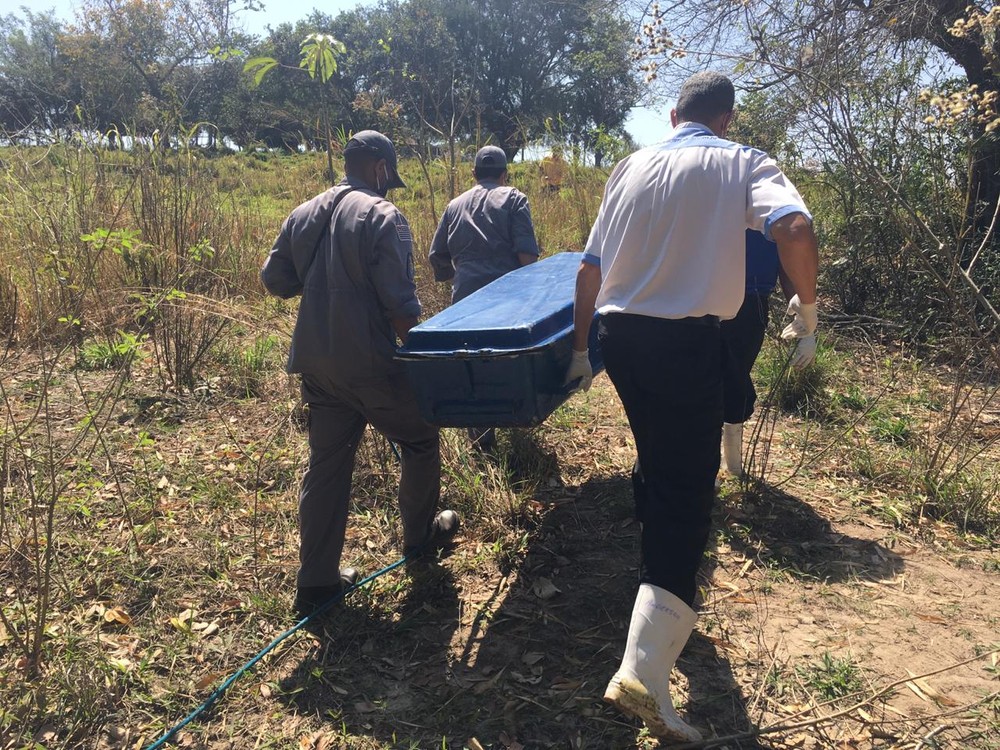 Cadáver é encontrado dentro de córrego na zona sul de Presidente Prudente