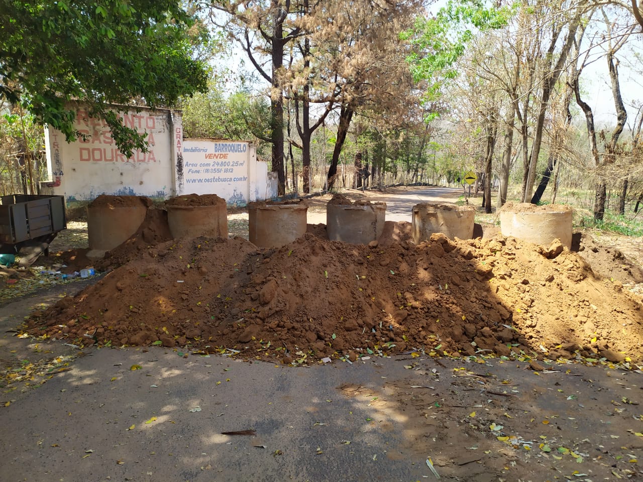 Prefeitura de Lucélia veda a circulação de veículos nas imediações da Cachoeira do Salto botelho