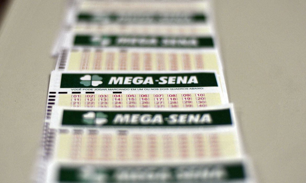 Ninguém acerta a Mega-Sena e prêmio acumulado vai para R$ 60 milhões