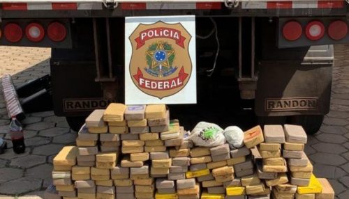 Polícia Federal apreende 200 kg de maconha escondida em carreta