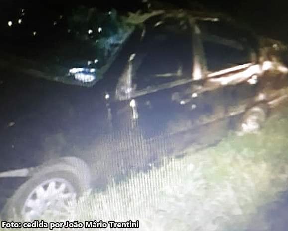 Duas pessoas ficam feridas em acidente no trecho Bastos a Rancharia, na SP-457