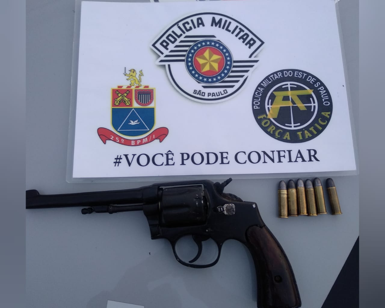 Combate ao crime: Policia Militar tira de circulação duas armas de fogo e prende homem por porte/posse de arma de fogo em Dracena - SP