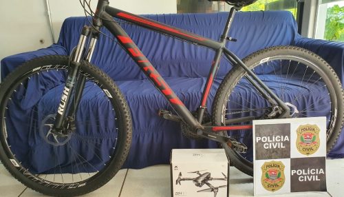 Polícia Civil apreende bicicleta e drone em imóvel alvo de mandado de busca em Dracena.