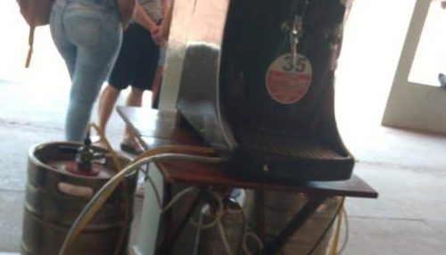 Floridense faz pedido antes de morrer vítima de câncer e chopp é servido durante seu velório