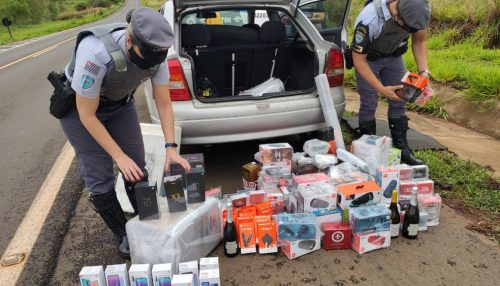 Fiscalização intercepta carga de produtos do Paraguai na Rodovia Assis Chateaubriand