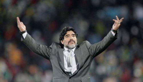 Médico de Maradona é acusado formalmente por homicídio culposo