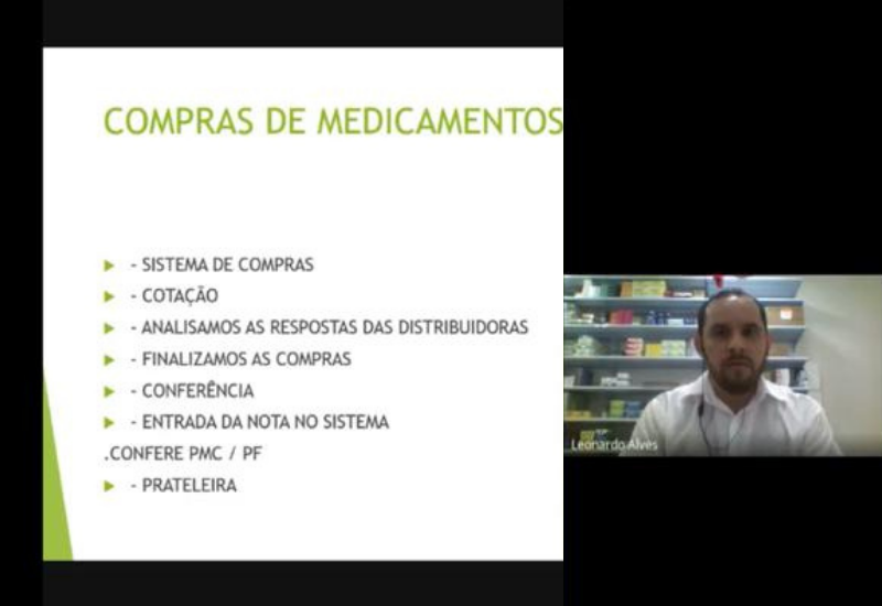 Ex-aluno de Farmácia da UniFAI ministra palestra aos acadêmicos do 10º termo